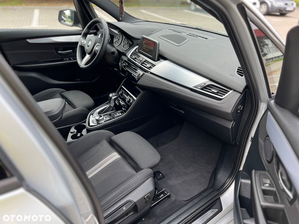 BMW Seria 2 220i Gran Tourer Sport-Aut Sport Line - 23