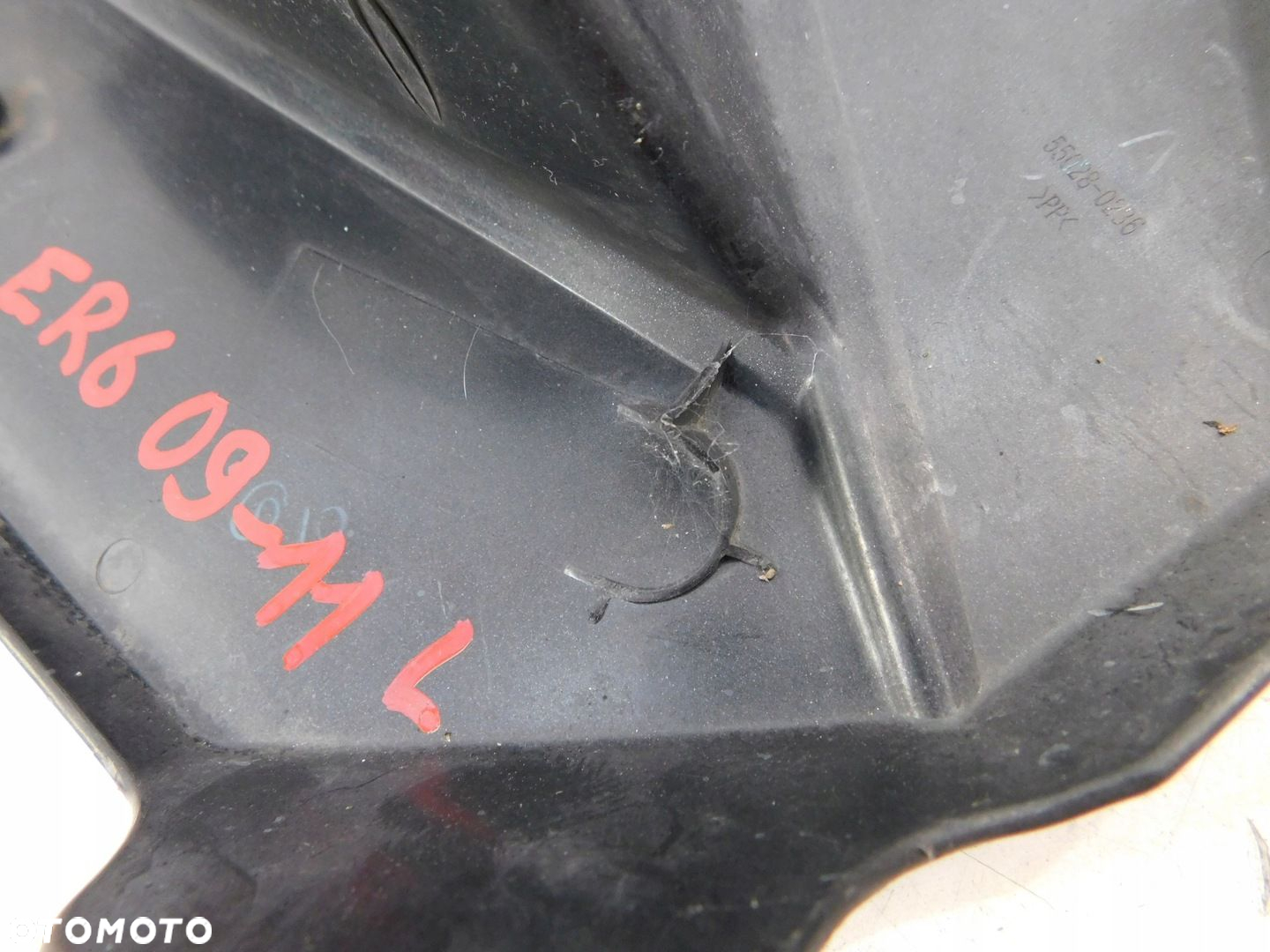 KAWASAKI ER6F 09-11 WYPEŁNIENIE LEWE - 6