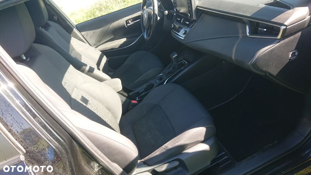 Toyota Corolla - 25