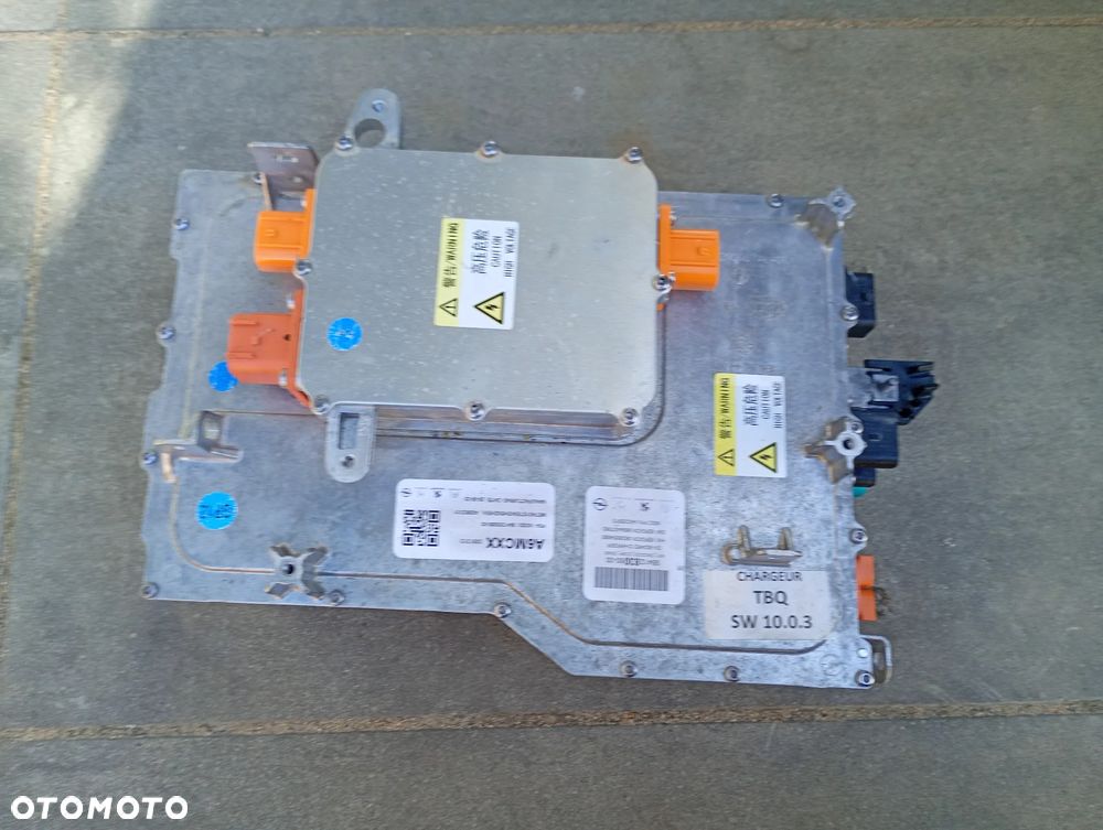 Opel Corsa F Mokka B Peugeot 208 II 2008 II inwenter ładowarka 9841283080 - 1