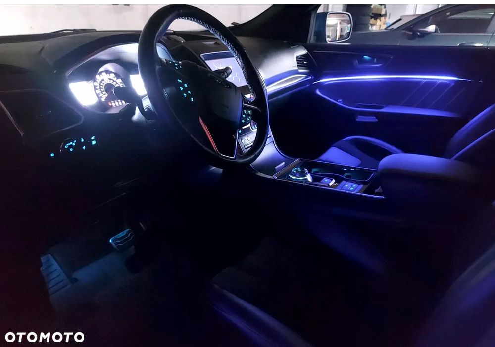 Ford Edge - 7