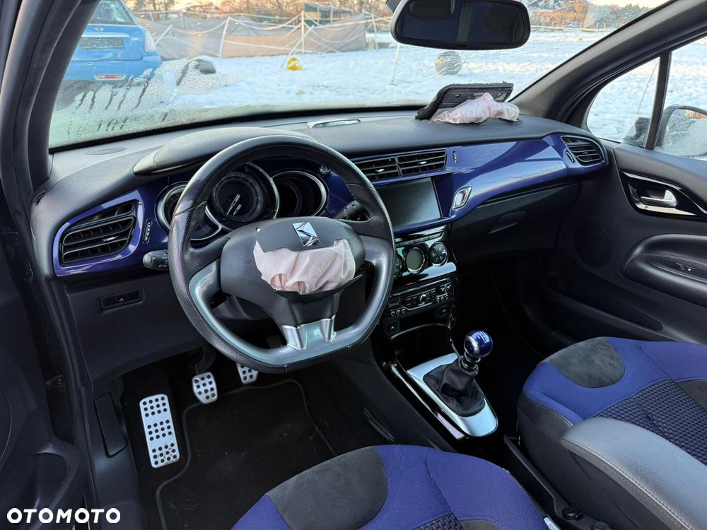 Citroën DS3 THP 155 SportChic - 12