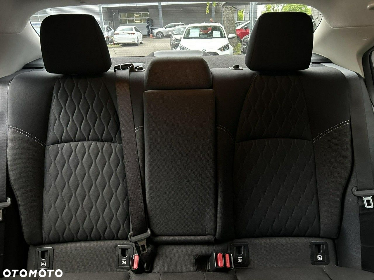 Toyota Corolla - 30