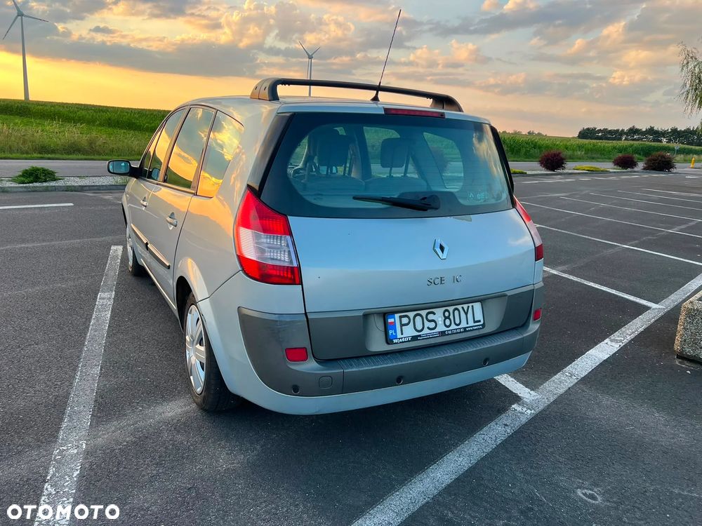 Renault Scenic 1.9 dCi Avantage - 10