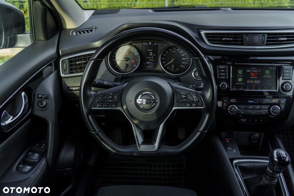 Nissan Qashqai 1.3 DIG-T N-Connecta - 12