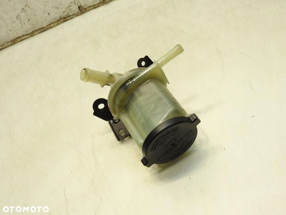 ZBIORNICZEK WSPOMAGANIA TOYOTA COROLLA VERSO II 1.8 VVTI - 7