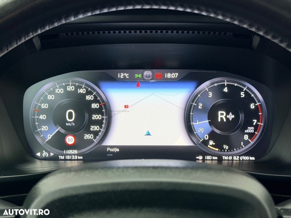 Volvo XC 40 T2 Momentum Core - 27