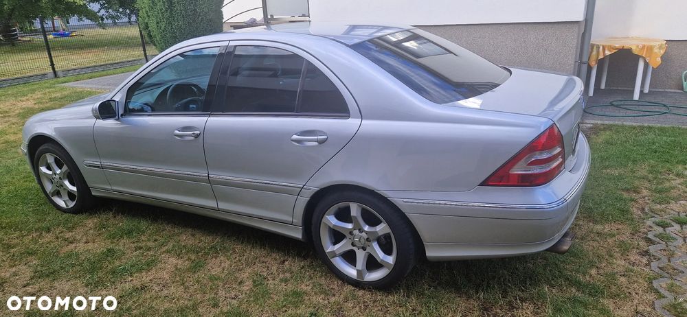 Mercedes-Benz Klasa C 200 Kompressor Sport Edition - 6