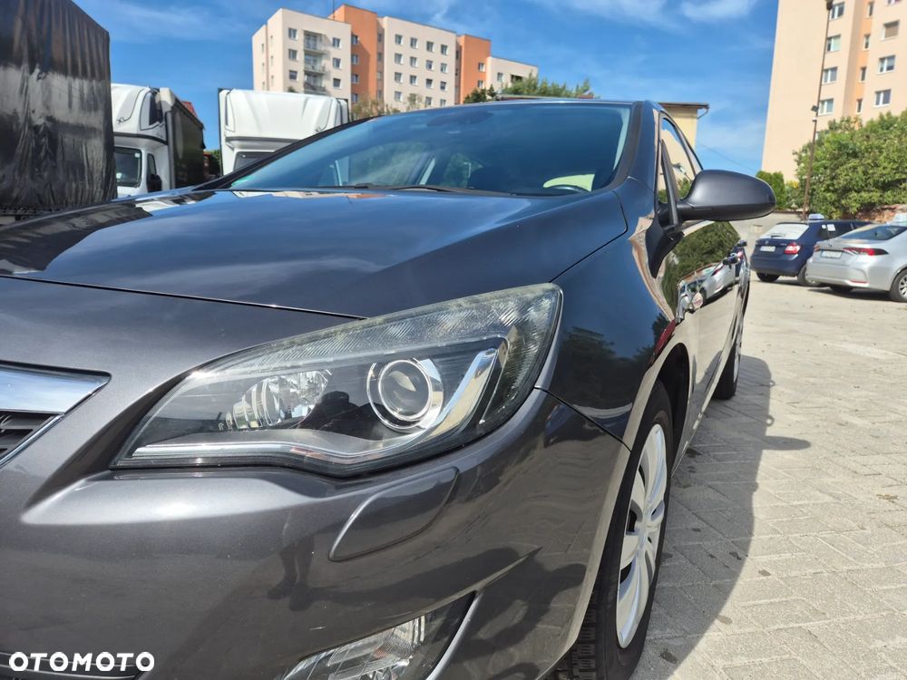 Opel Astra 1.6 - 14
