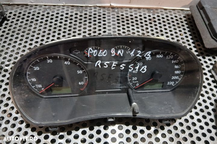 Ceasuri bord 6Q0920800P 6Q0920800P Volkswagen VW Polo 4 9N [2001 - 20 - 1