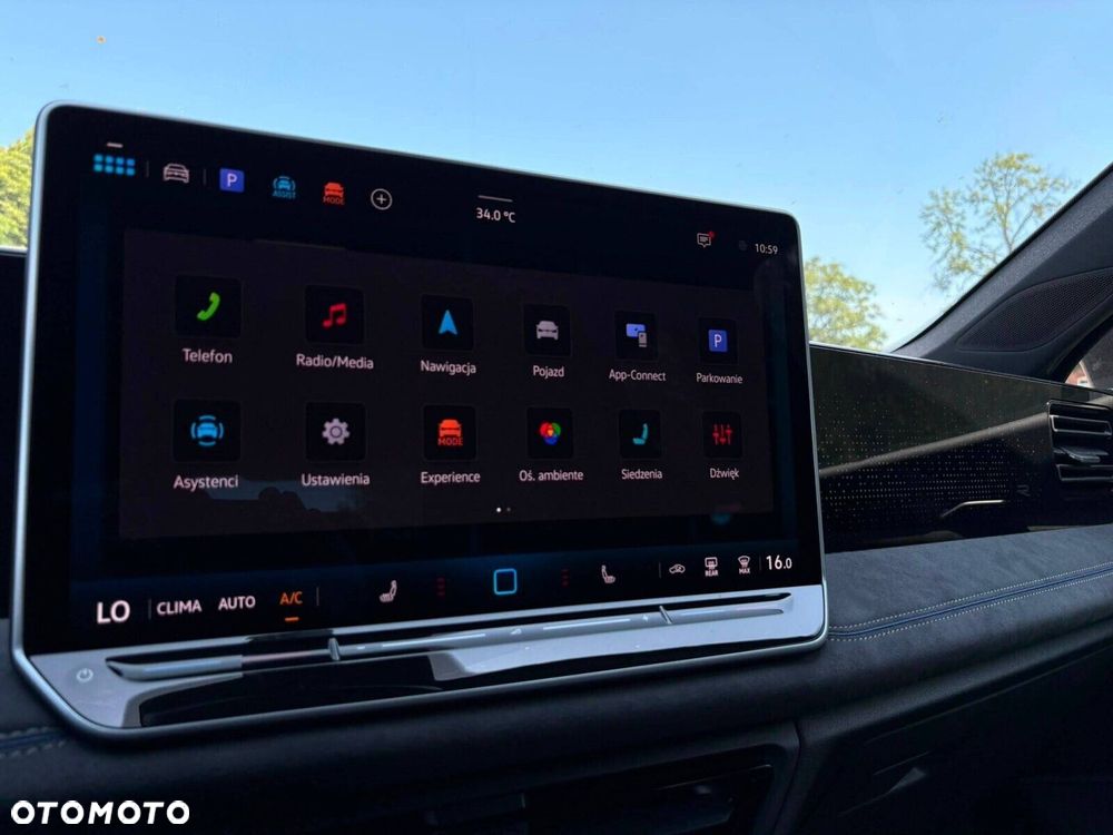 Volkswagen Tiguan - 15