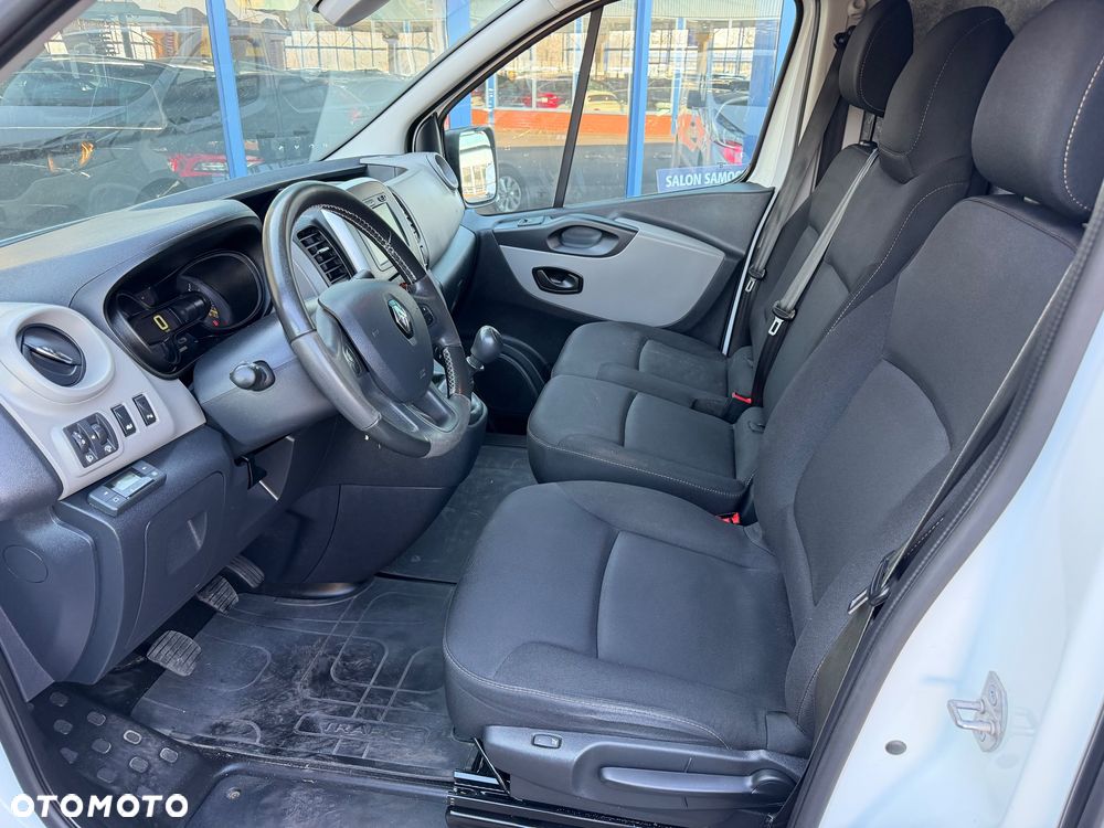 Renault Trafic Long - 16