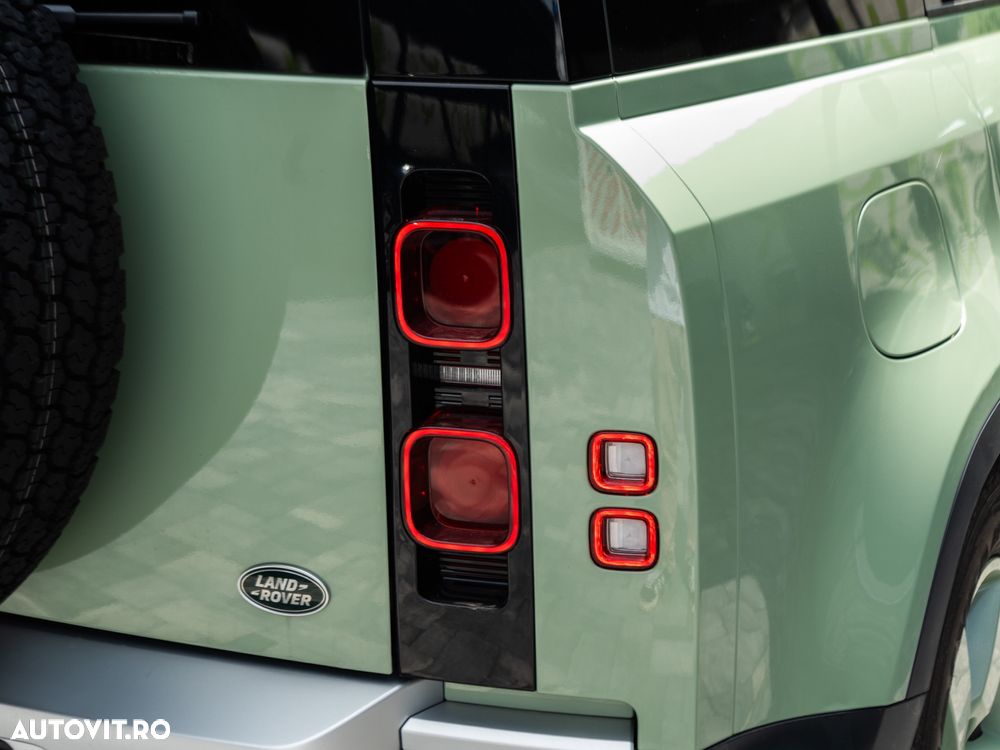Land Rover Defender 110 3.0 P400 MHEV - 23
