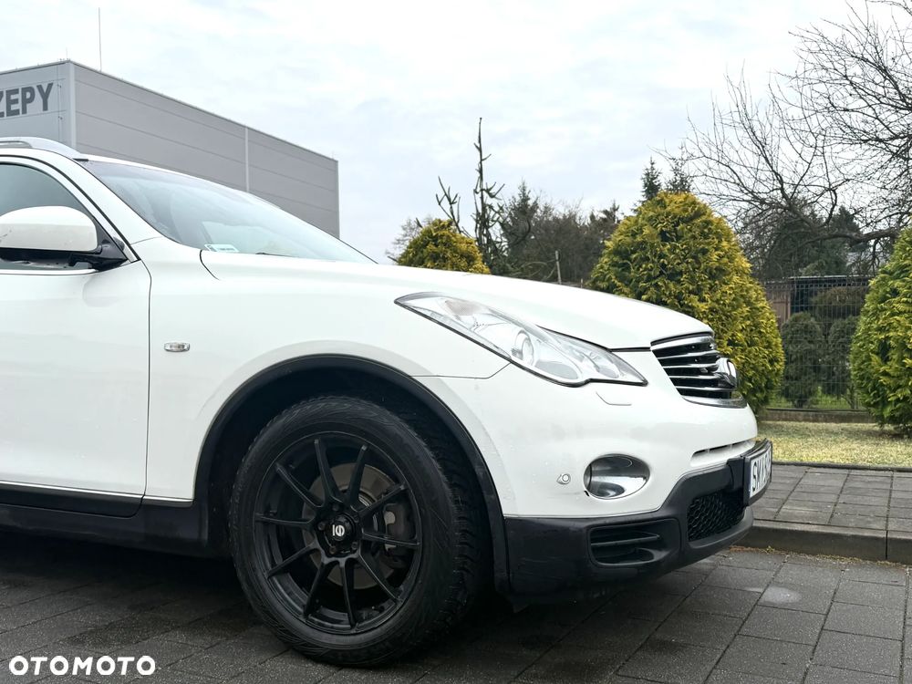 Infiniti EX EX30d - 11