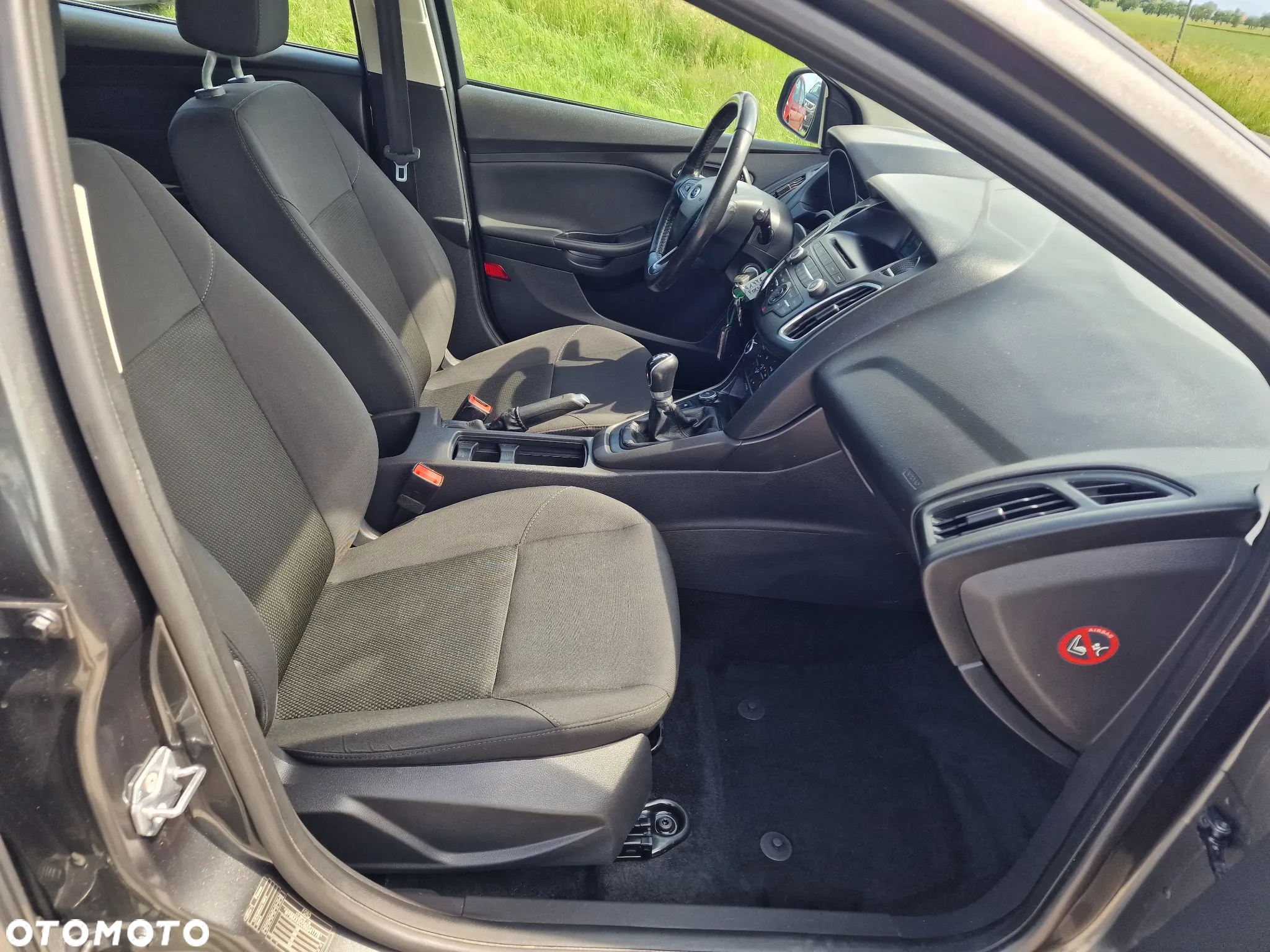 Ford Focus 1.0 EcoBoost Trend Edition - 26