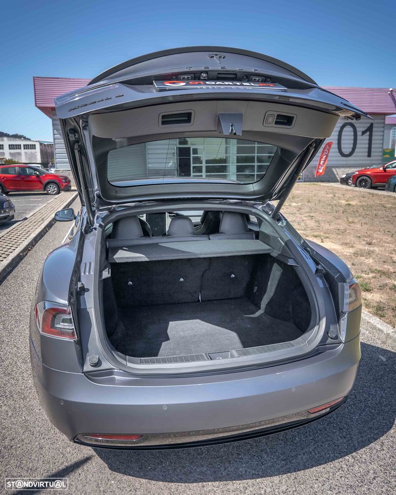 Tesla Model S P100D — fotografia 39