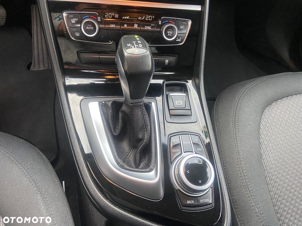 BMW Seria 2 216d Active Tourer Luxury Line - 29