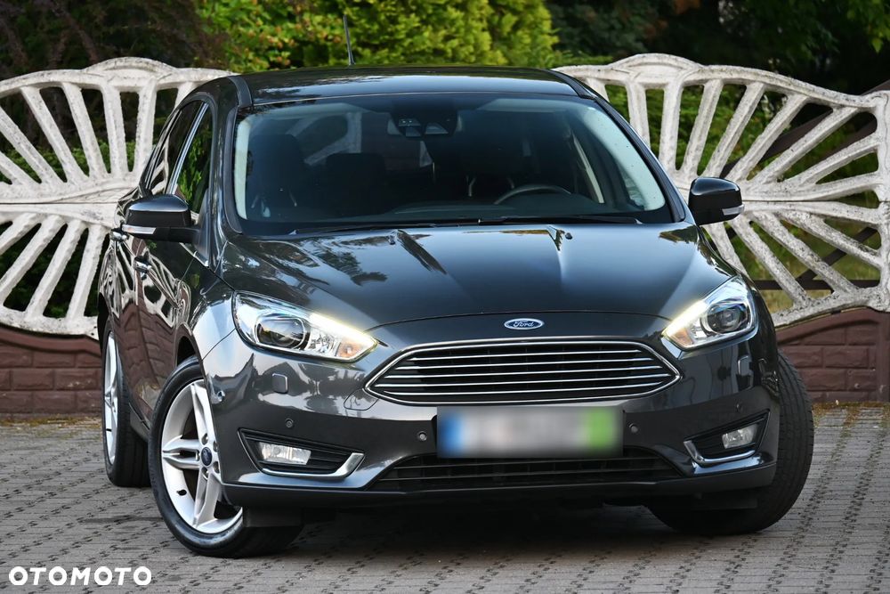 Ford Focus 1.5 EcoBoost Titanium - 5