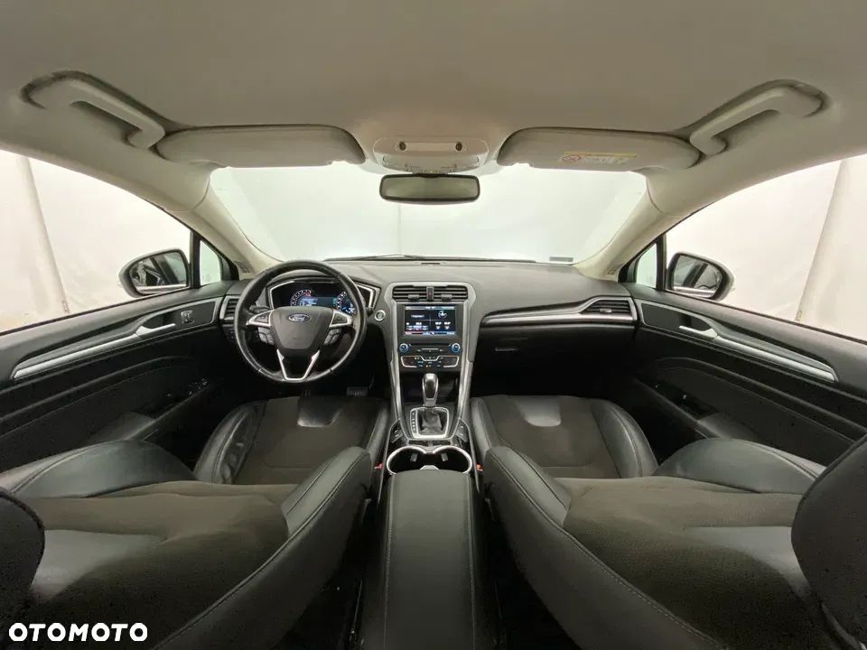 Ford Mondeo - 19