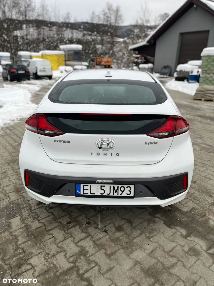 Hyundai IONIQ Hybrid Business - 6