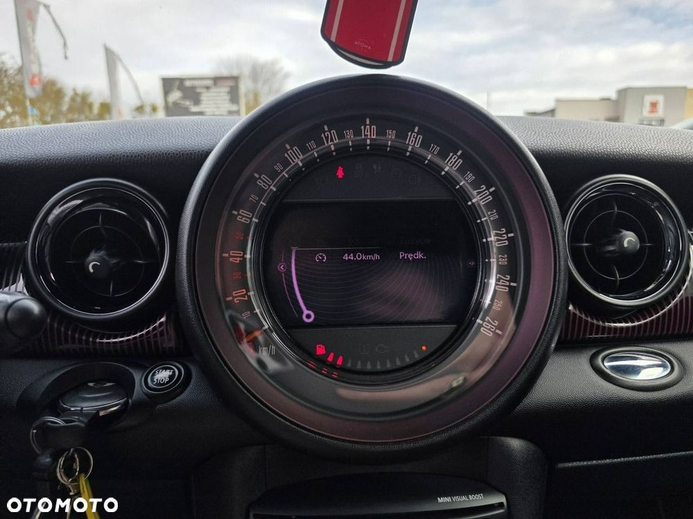 MINI Clubman Cooper SD Hampton - 16