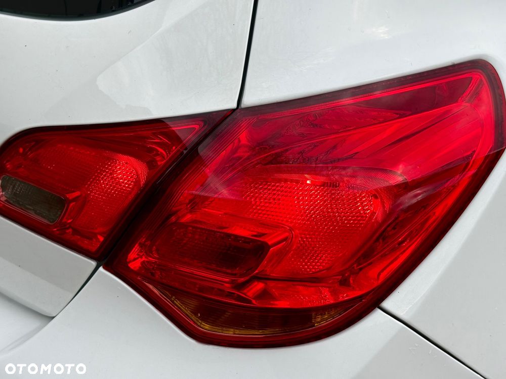 Opel Astra 1.4 Turbo Design Edition - 6