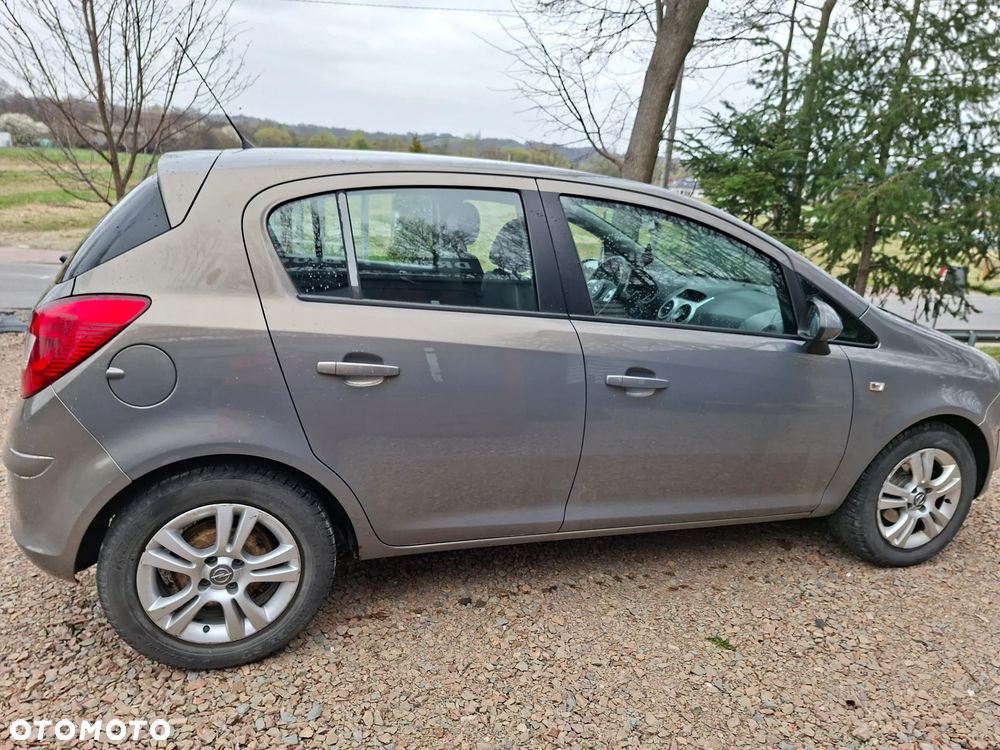 Opel Corsa - 6