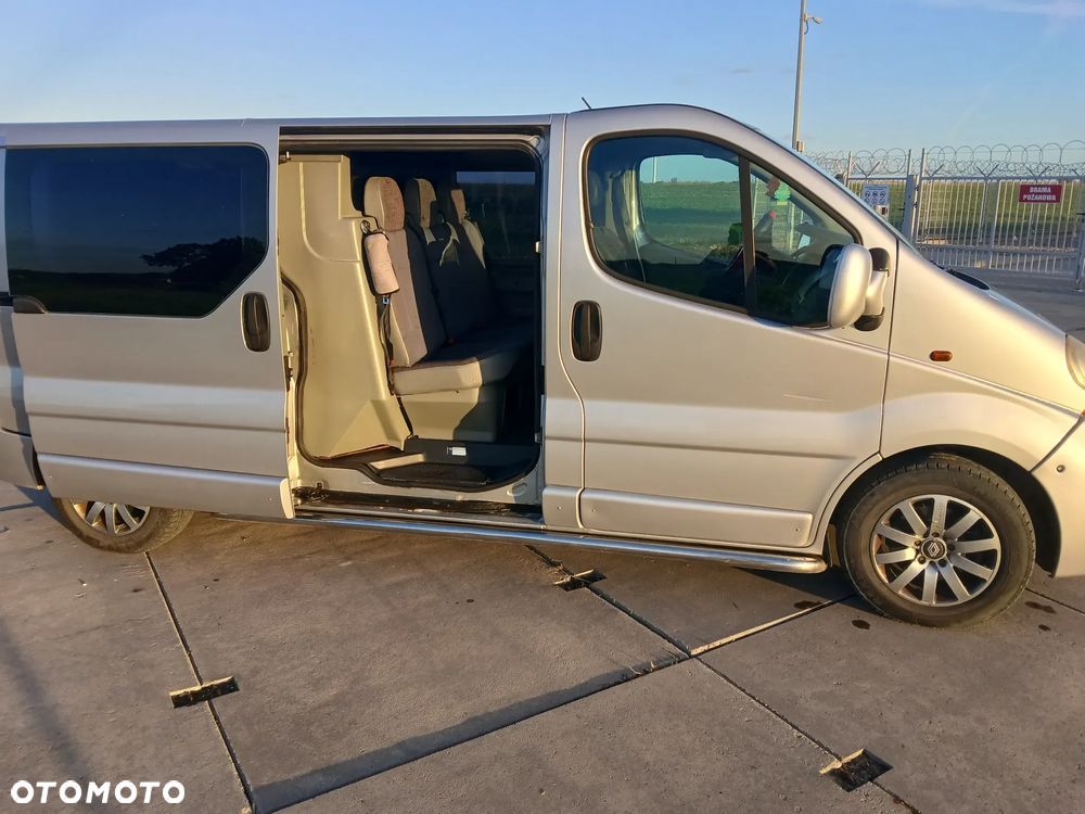 Renault Trafic - 8