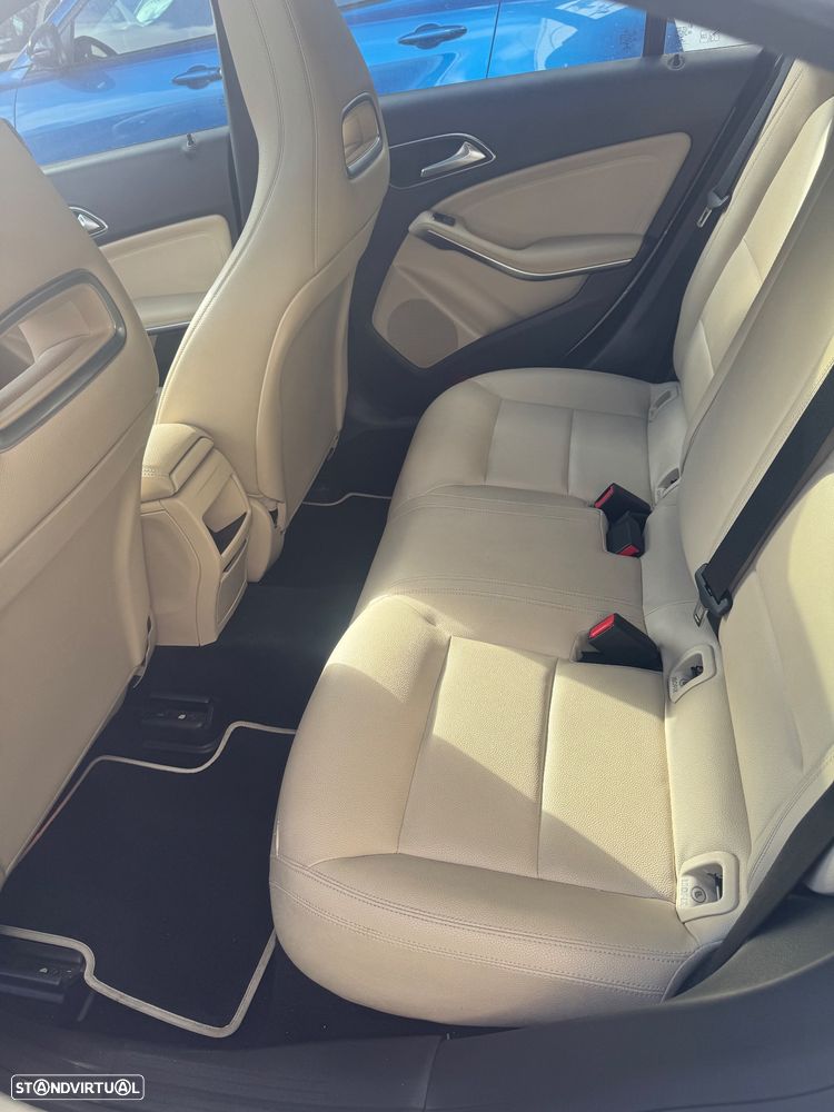 Mercedes-Benz CLA 180 CDI AMG Line - 5