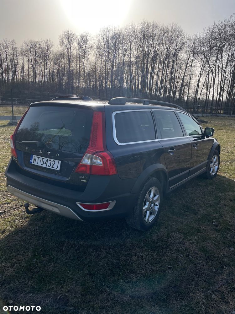 Volvo XC 70 2.4D Momentum - 6