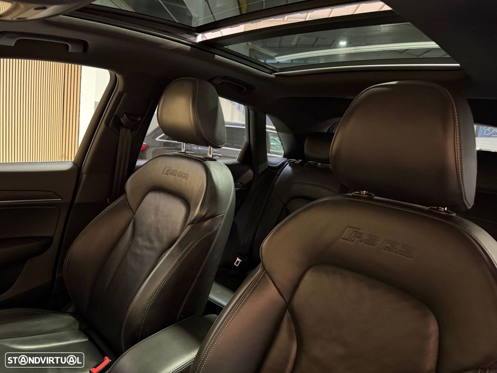 Audi RS Q3 2.5 TFSI quattro S tronic - 16