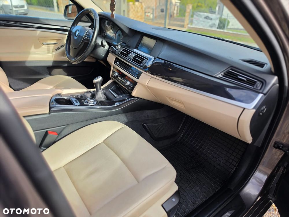BMW Seria 5 2011 photo 5
