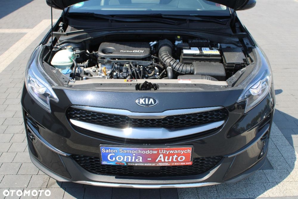 Kia XCeed - 10