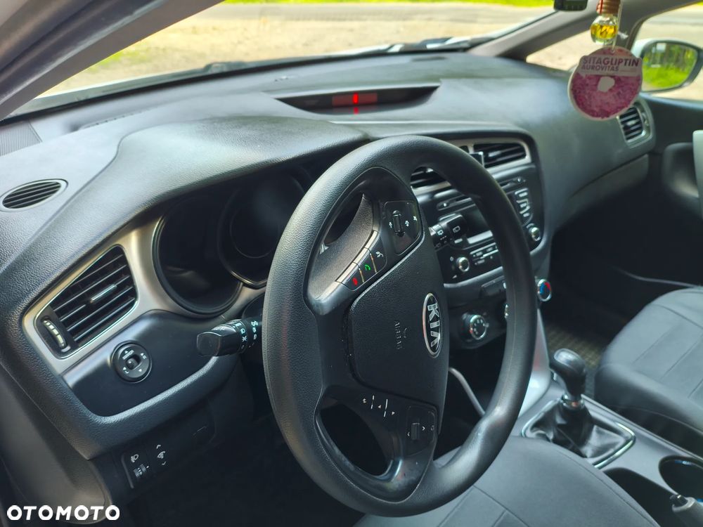 Kia Ceed 1.6 GDI M - 4
