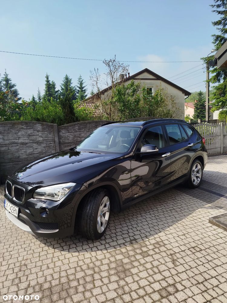 BMW X1 sDrive18i xLine - 1
