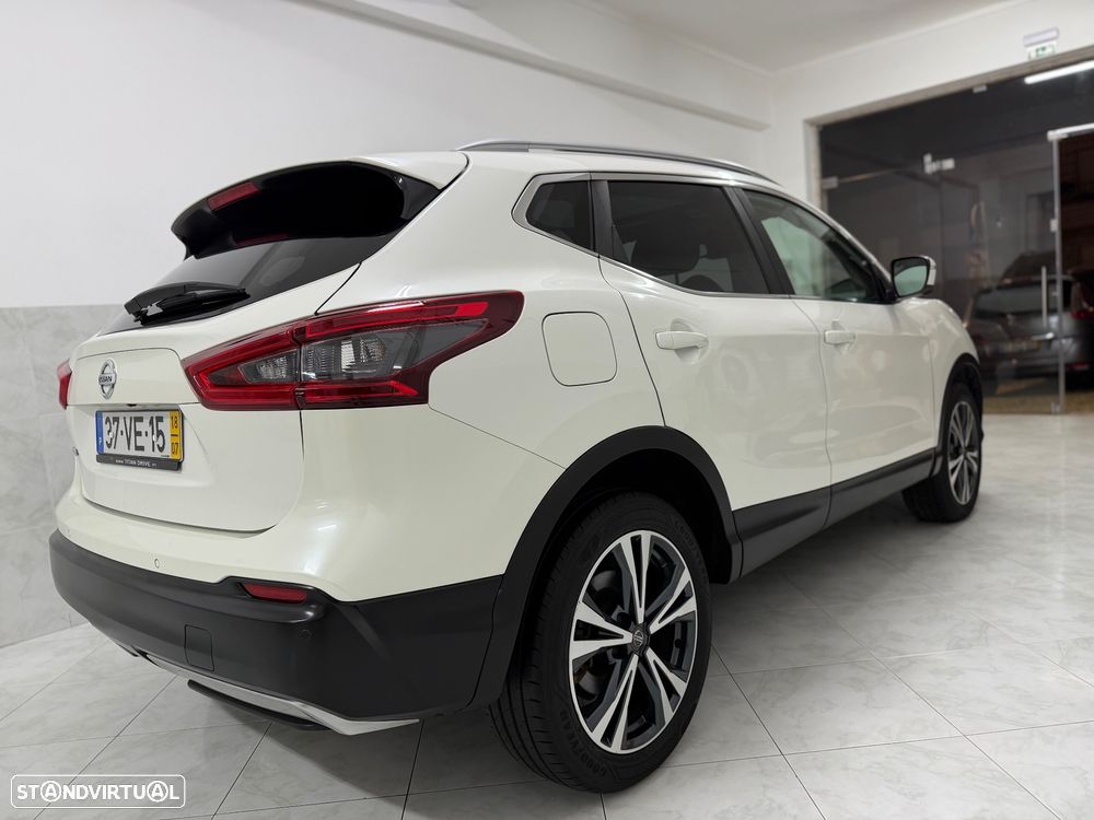 Nissan Qashqai 1.5 dCi N-Connecta 18 - 9