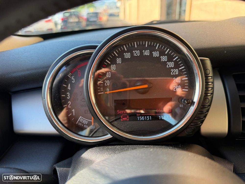 MINI 3 Portas One D - 7