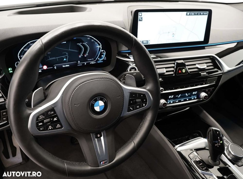 BMW Seria 5 520i Aut. M Sport Edition - 8