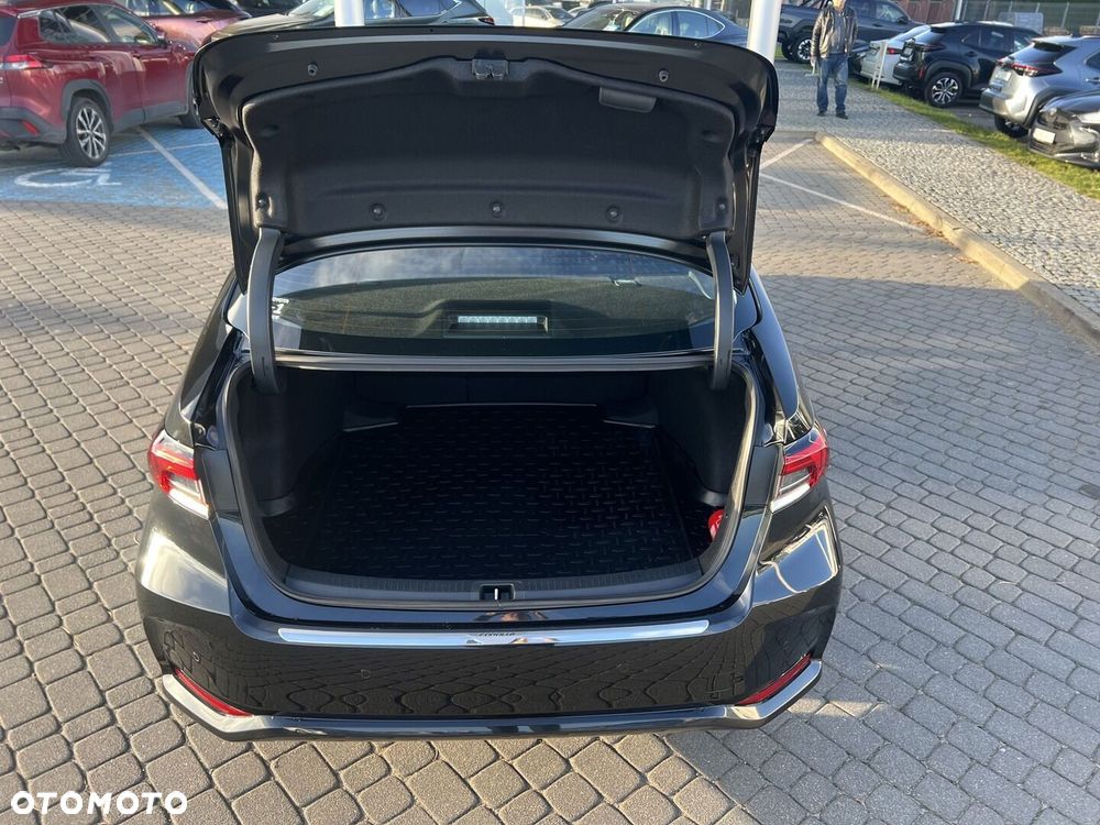 Toyota Corolla 1.8 Hybrid Comfort - 13