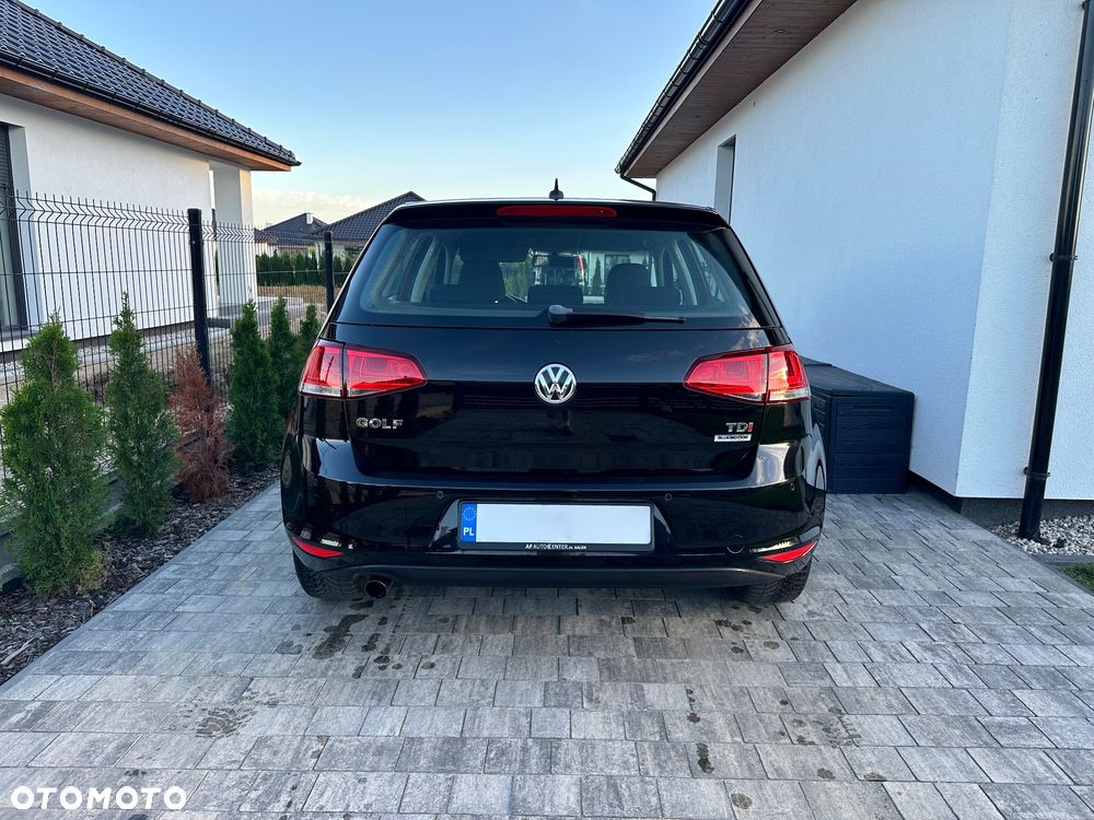 Volkswagen Golf 1.6 TDI BlueMotion Trendline - 4