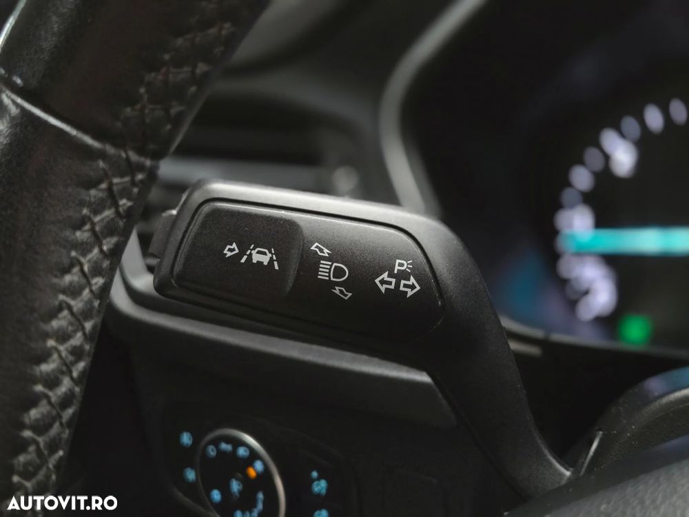 Ford Focus 1.5 EcoBlue Connected - 28