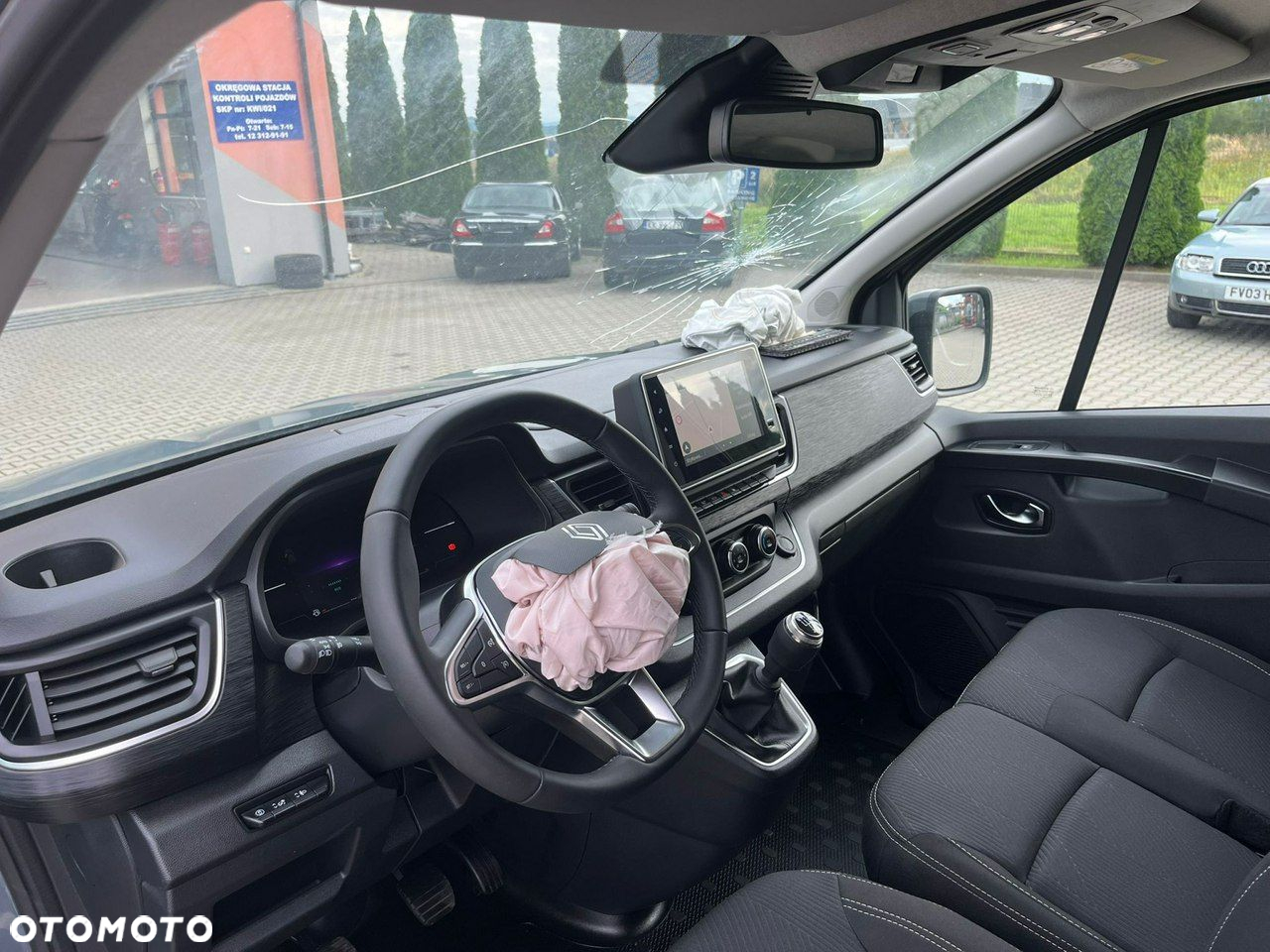 Renault Trafic - 13