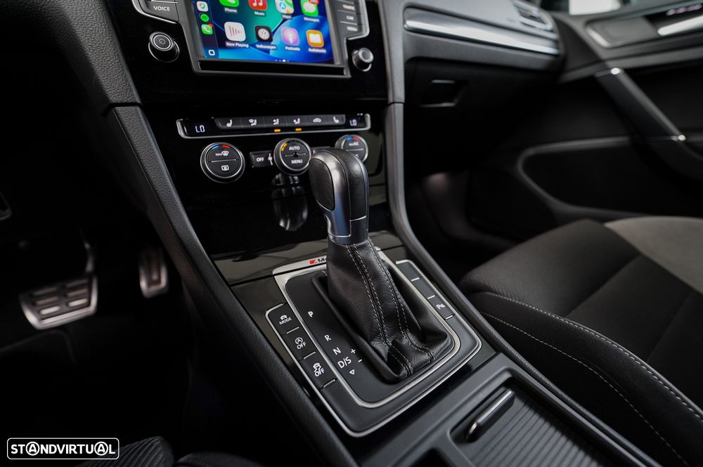 VW Golf 2.0 TSI R DSG - 18