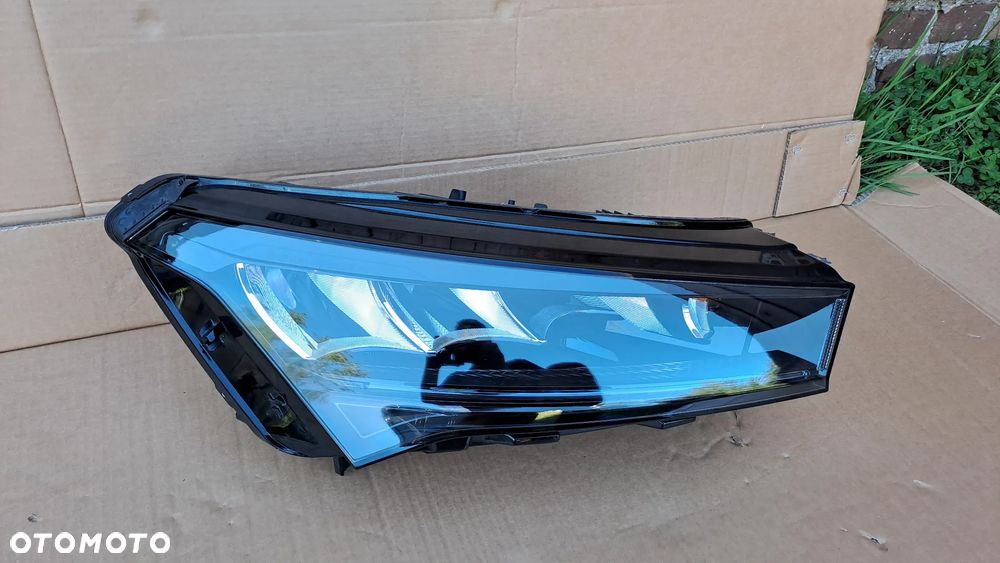 SKODA ENYAQ 5LB CRYSTAL LIGHTING FULL LED PRAWA LAMPA 5LB941016 ŁADNA - 2