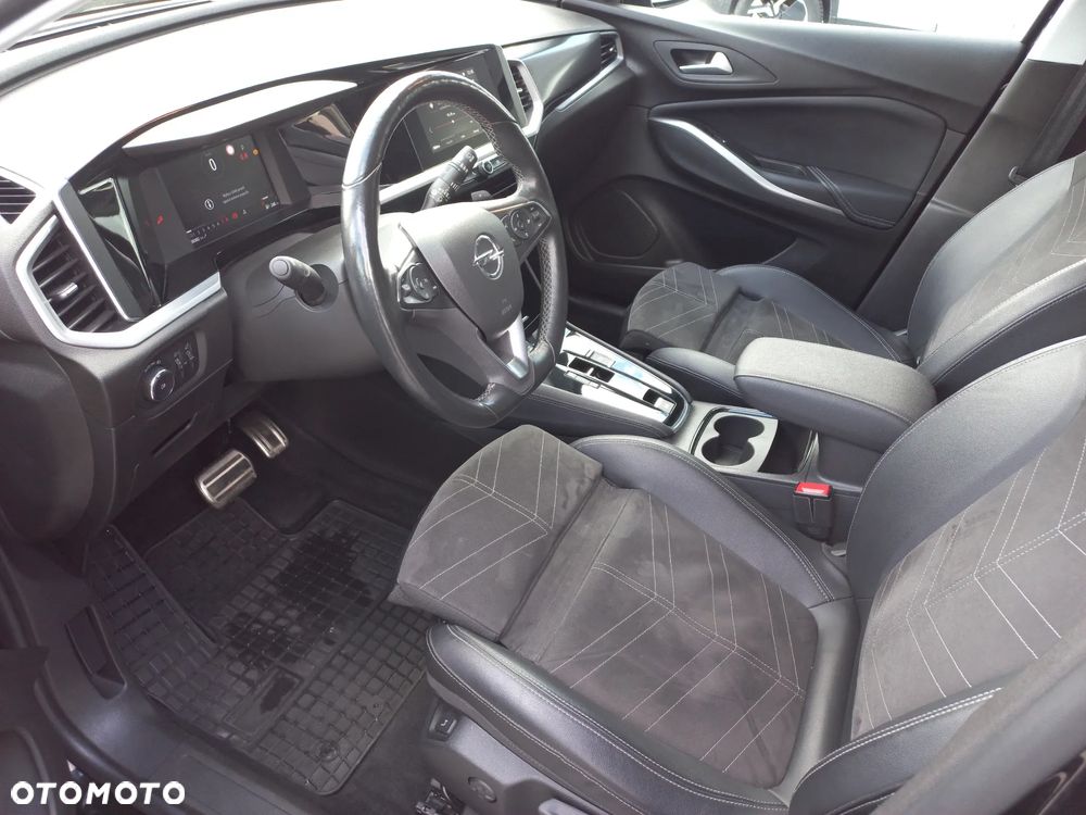 Opel Grandland 1.2 T GS S&S - 8