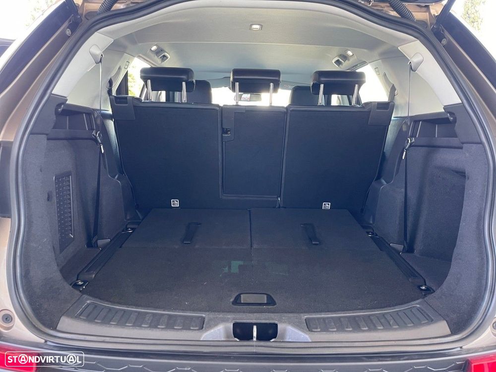 Land Rover Discovery Sport 2.0 TD4 HSE Luxury 7L Auto - 22