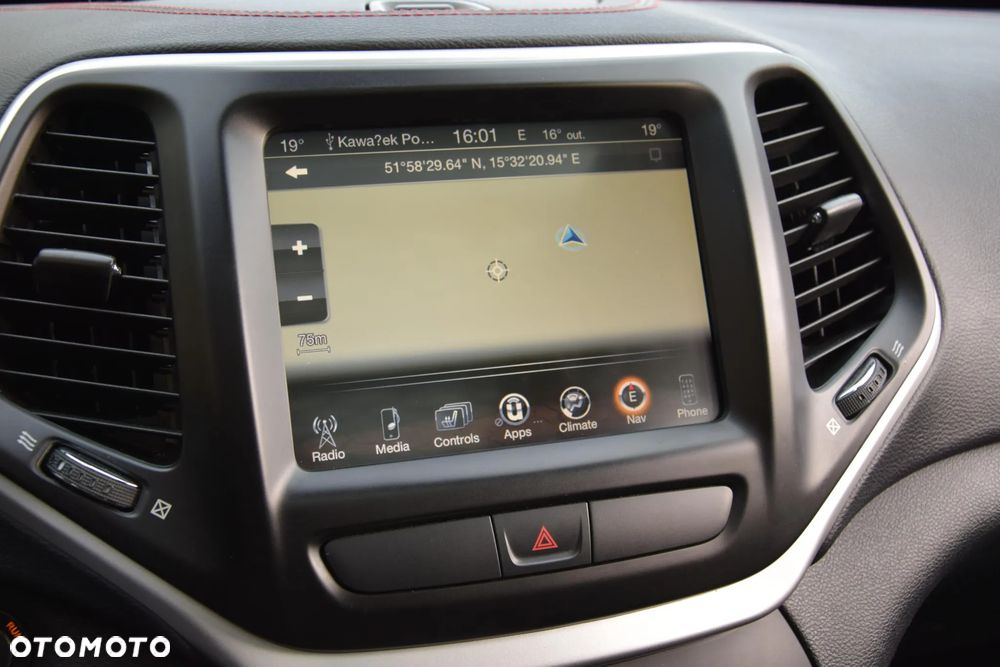 Jeep Cherokee 3.2 V6 Pentastar Active Drive Lock Autom Trailhawk - 22