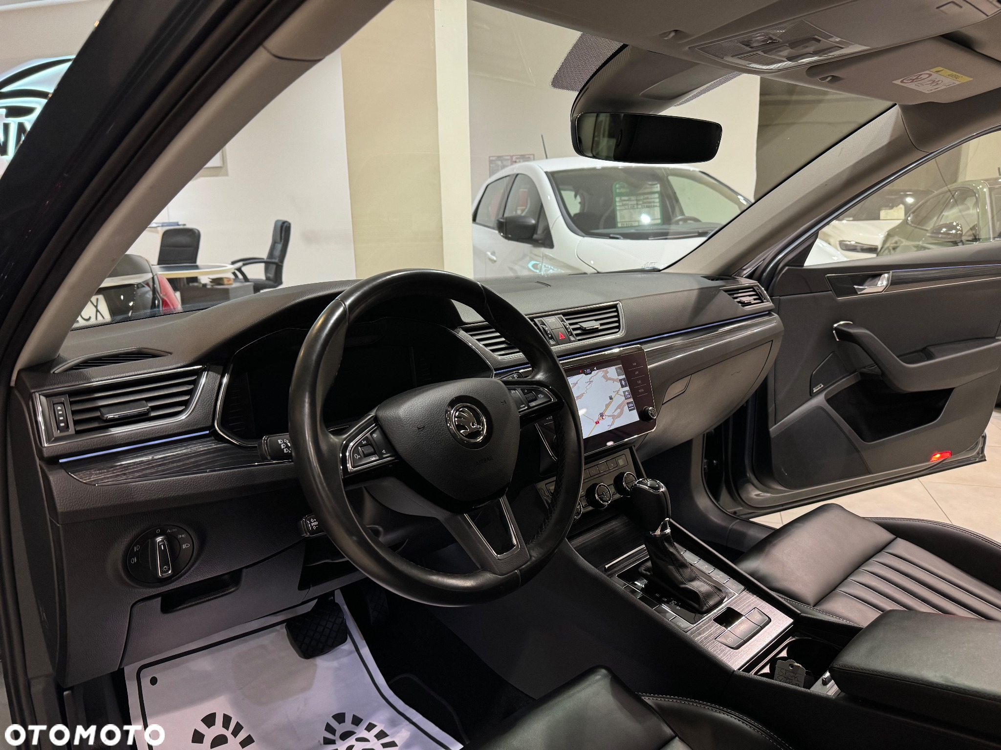Skoda Superb 1.5 TSI ACT Sportline DSG - 26