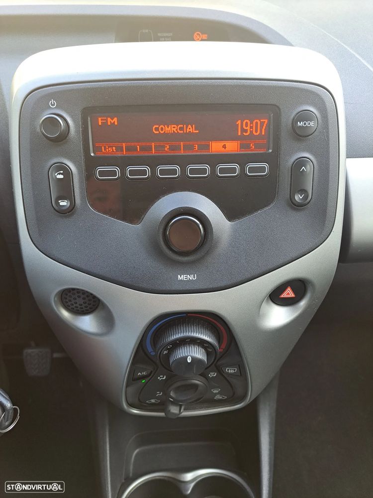 Toyota Aygo 1.0 X-Play+AC - 21