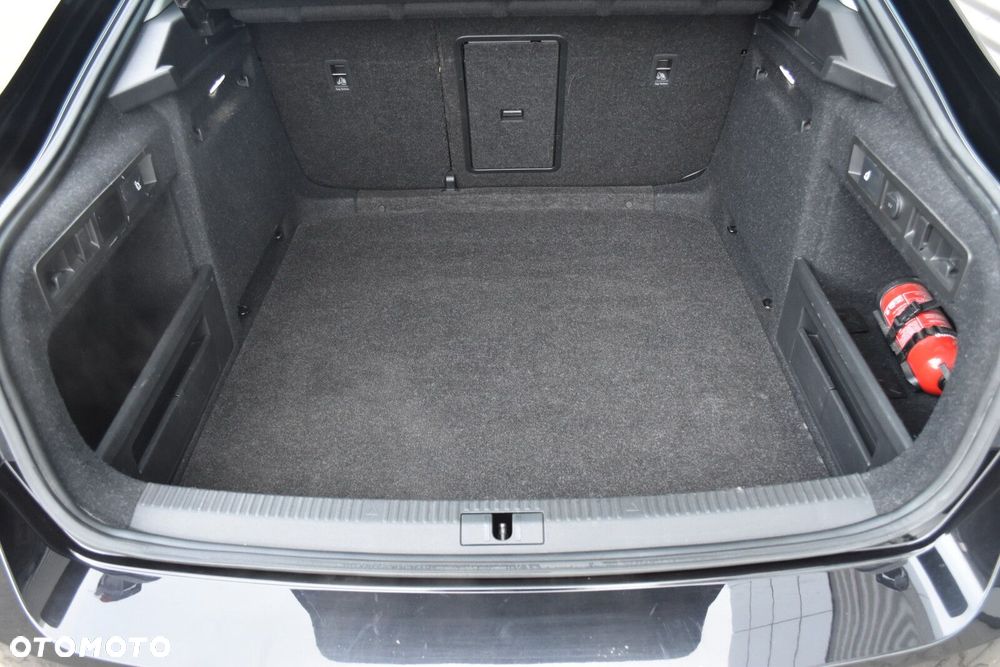 Skoda Superb 2.0 TDI SCR Ambition DSG - 33